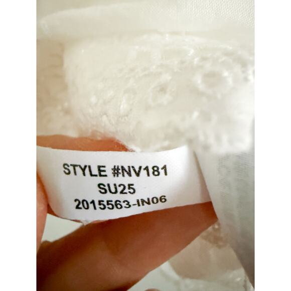 Madewell | NWT Embroidered Scalloped Tank in White | Sz XS - Picture 10 of 12